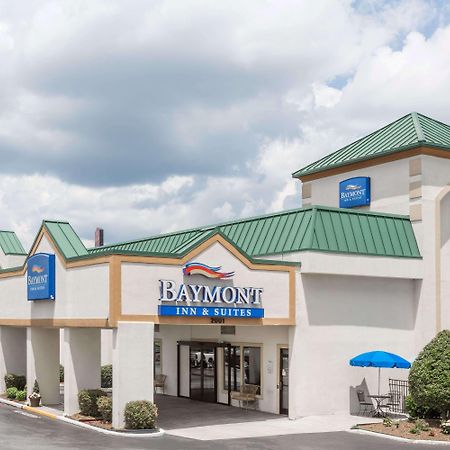 Baymont By Wyndham Greensboro/Coliseum Экстерьер фото